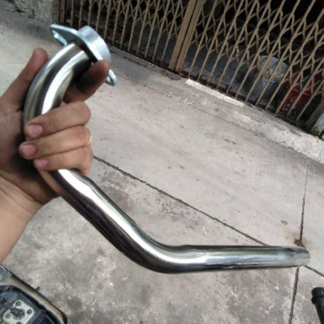 Cổ pô inox 304 cho exciter2010 4 số ( tặng kèm cao su lót chân chống nghiêng 35k )