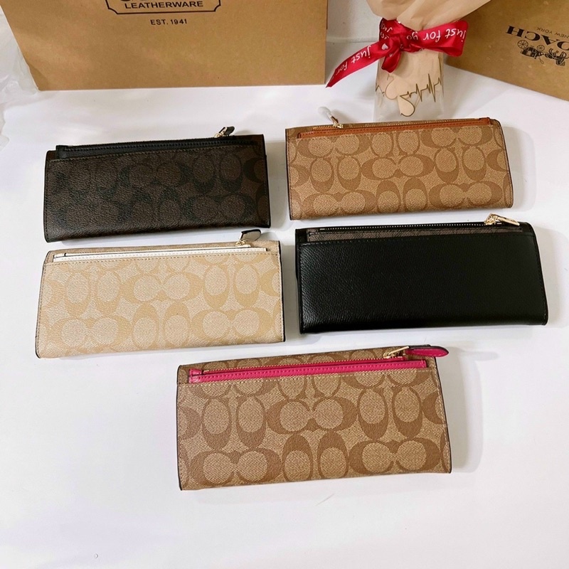 Ví dài Coach