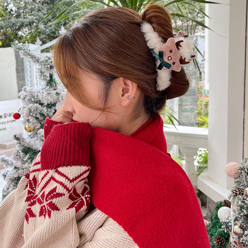 Kẹp tóc hình vuốt cá mập bằng lông nhung phong cách giáng sinh 2021