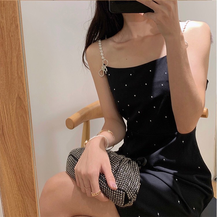 Có sẵn_Váy hai dây lấp lánh Jennie