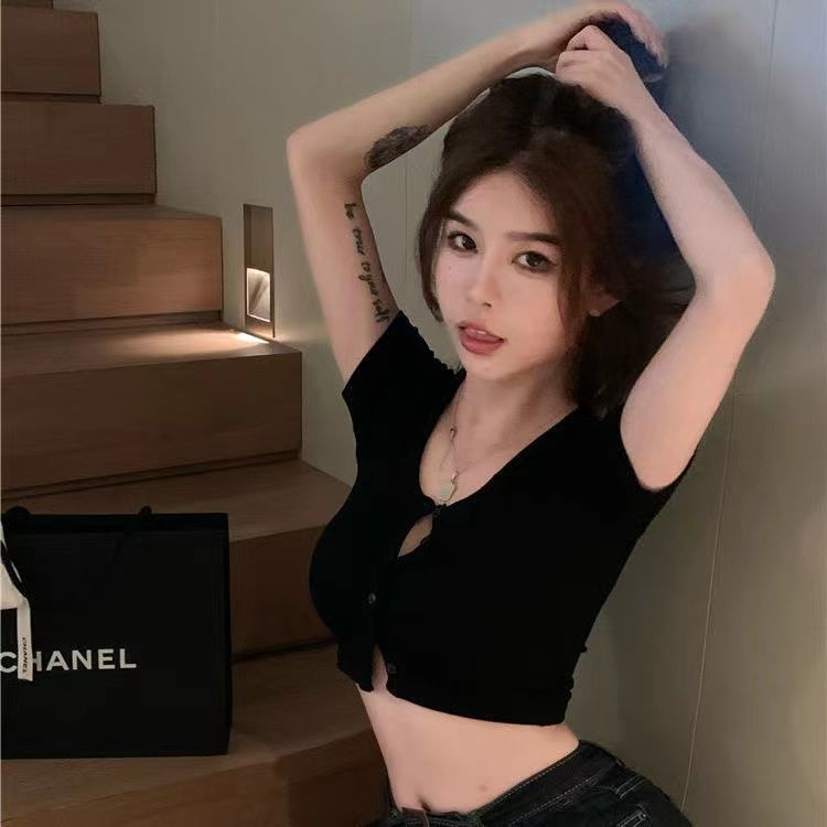 Áo Croptop Dệt Kim Tay Ngắn Cổ Chữ V Màu Trơn Phong Cách Hàn Quốc