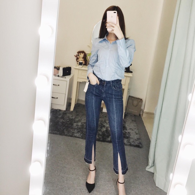 Quần loe ngố xẻ lai dập Stradivarius