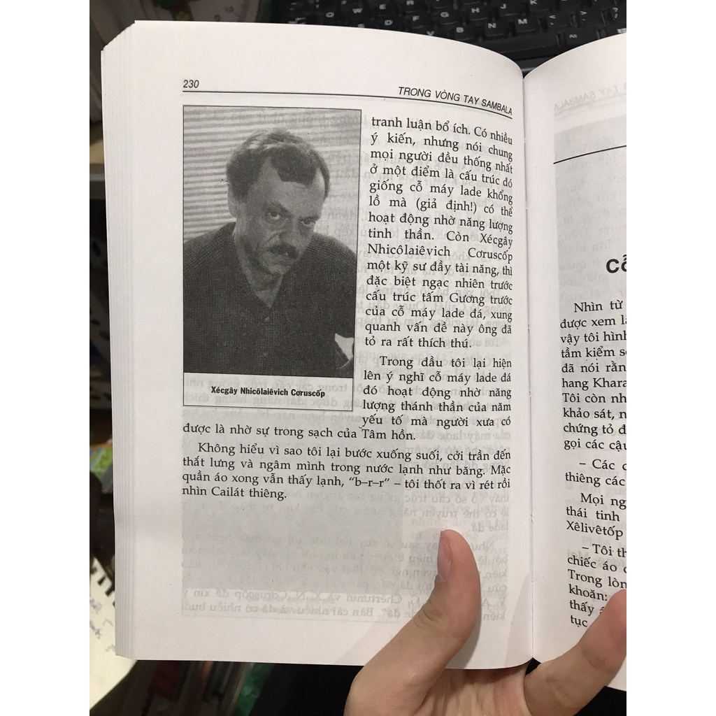 Sách Trong vòng tay Sambala