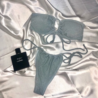 Bikini nhũ lấp lánh