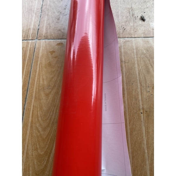 Decal giấy dán đỏ ô tô,xe máy và các loại vật dụng khác