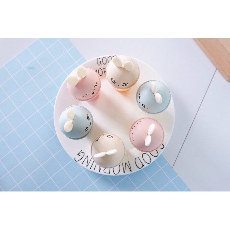 Khuôn làm kem hình thỏ dễ thương