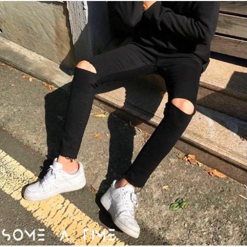 Quần Jean Nam Rách Gối Màu Đen Vải Co Giãn, Không Phai Màu Dáng Skinny Phong Cách Hàn Quốc -J02 !