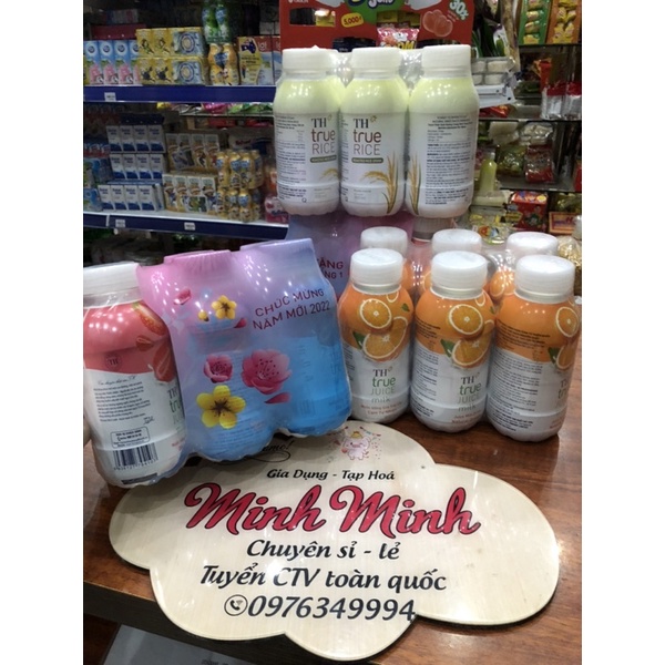 Nước Uống Sữa Trái Cây Vị Cam /Dâu Của TH chai 300ml 11k
