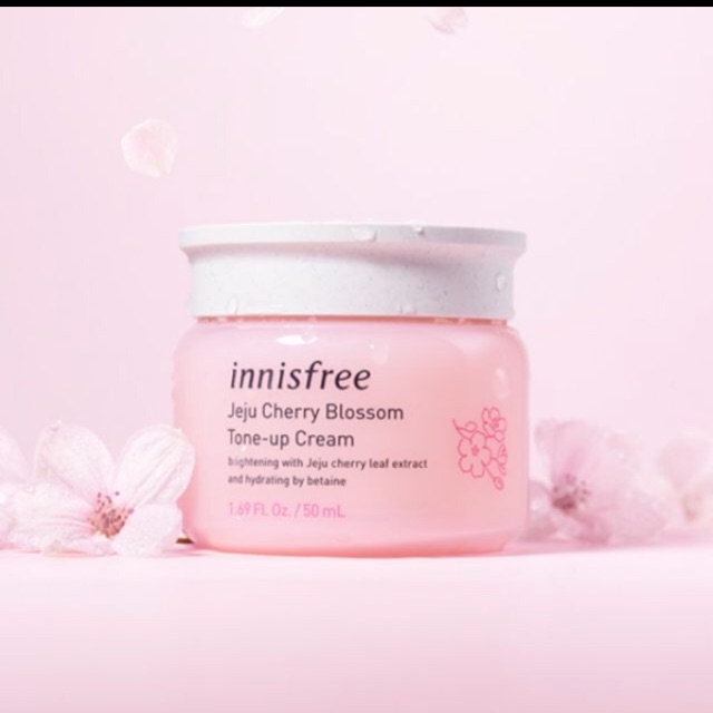 Kem dưỡng innisfree