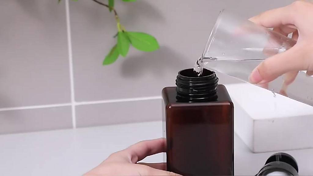 250 / 450ml Bình đựng xà phòng dạng vòi xịt , Bình chiết mỹ phẩm dạng vòi ấn dùng để chiết mỹ phẩm, dầu gội, sữa tắm, tiện dụng-Không có label | BigBuy360 - bigbuy360.vn