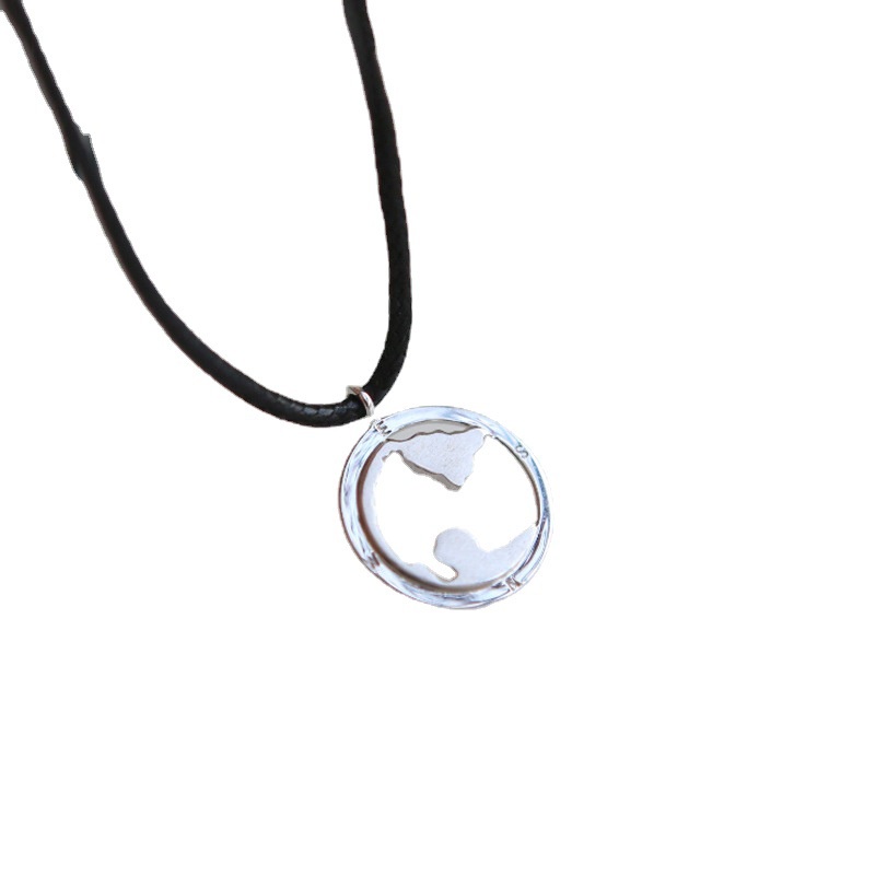 Vòng cổ Hai Trong Một Mặt Bản Đồ Khâu Xương Quai Xanh Đơn Giản Dành Cho Cặp Đôi