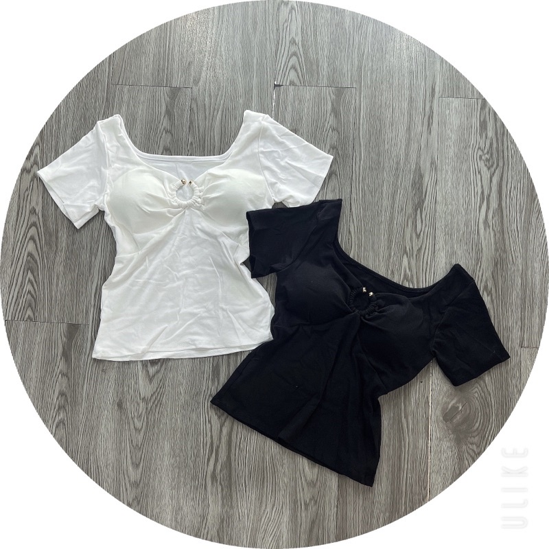 áo thun body tay ngắn phối khuy