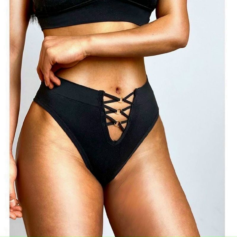 Quần lọt khe đan dây trước CỰC SEXY, cạp cao, chất liệu có giãn, gợi cảm, quyến rũ | BigBuy360 - bigbuy360.vn