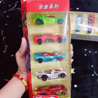 Set 5 xe sắt siêu anh hùng