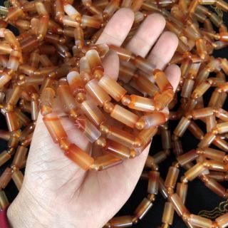 Vòng tay lu thống màu đỏ cam