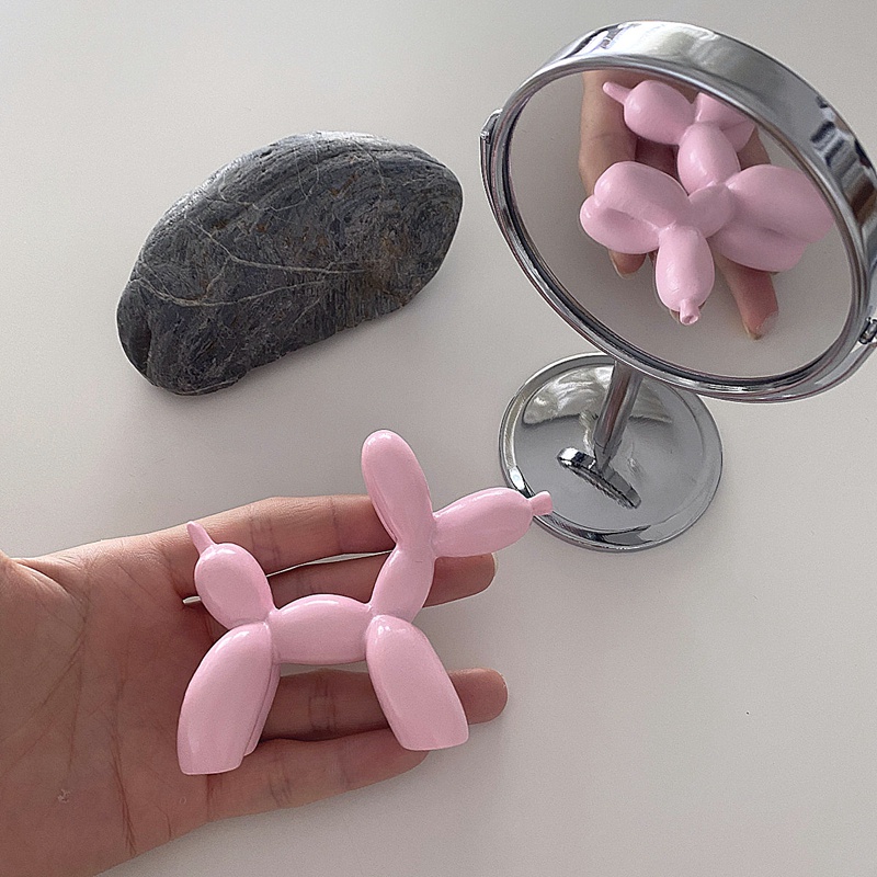 Mô hình chú cún buộc bong bóng chất liệu resin dễ thương dùng trang trí bàn làm việc