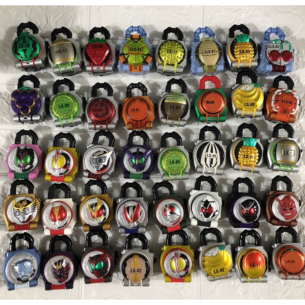 Đồ chơi Kamen Rider Gaim Candy Gashapon Lockseed