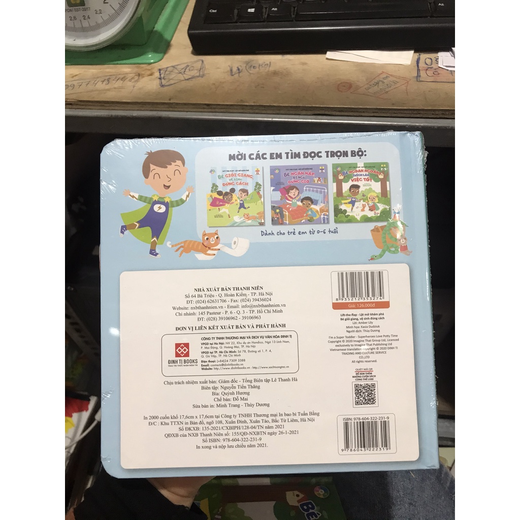 Sách -  Lift-the-flap - Lật mở khám phá- Bé giỏi giang vệ sinh đúng cách ( Đinh Tị )