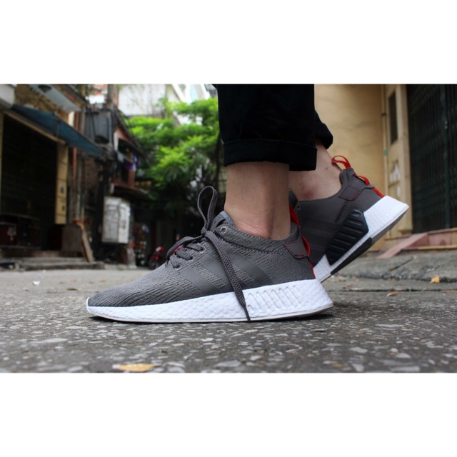 Giày nmd r2 grey - có sẵn