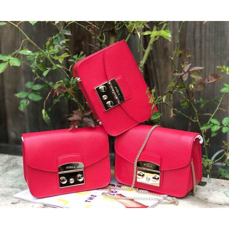 Túi xách nữ chính hãng Furla Metro mini ruby size 21cm và Sat S siêu đẹp cho chị em!