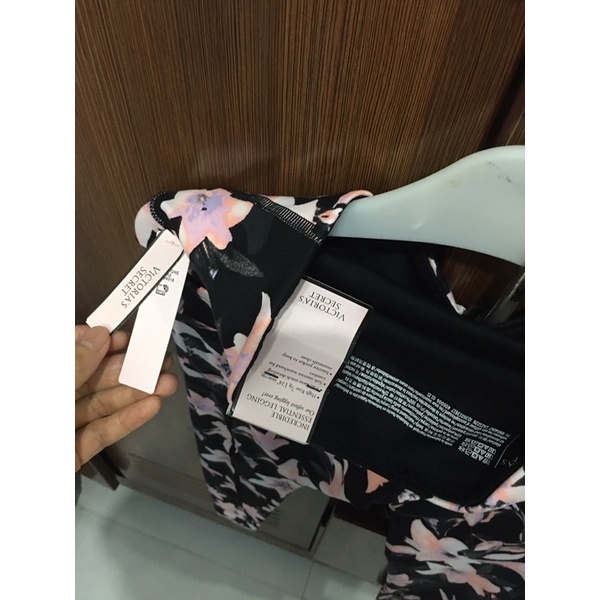 Thanh lý set đồ tập vic size s new tag