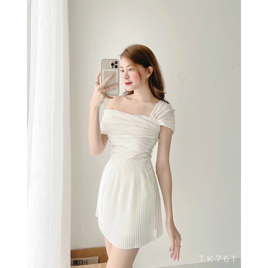Áo lệch vai dợn sóng, may 2 lớp có lót bên trong, size SM
