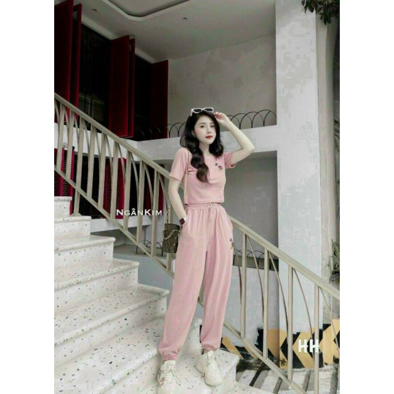 Set bộ thể thao nữ thời trang cá tính