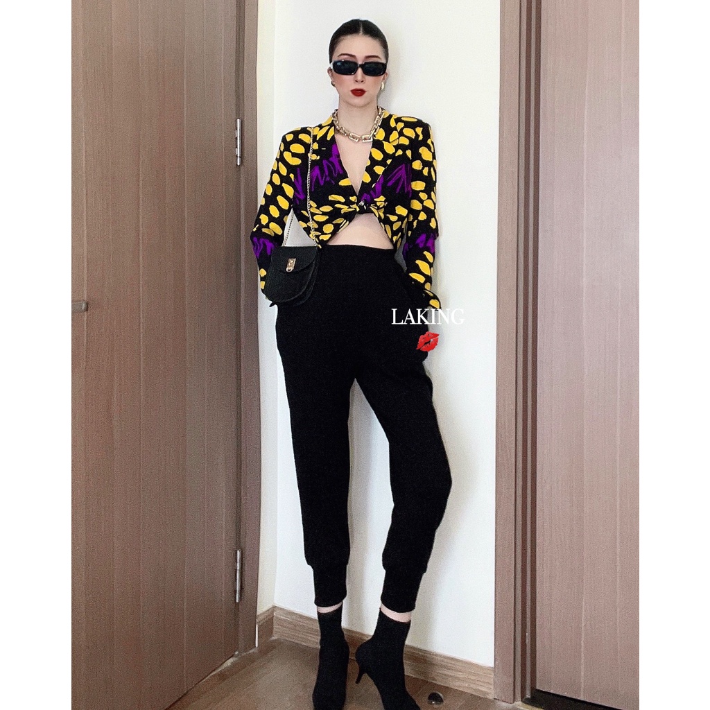 Áo vest dáng lửng sang chảnh đen đốm vàng LAKING HOUSE | BigBuy360 - bigbuy360.vn