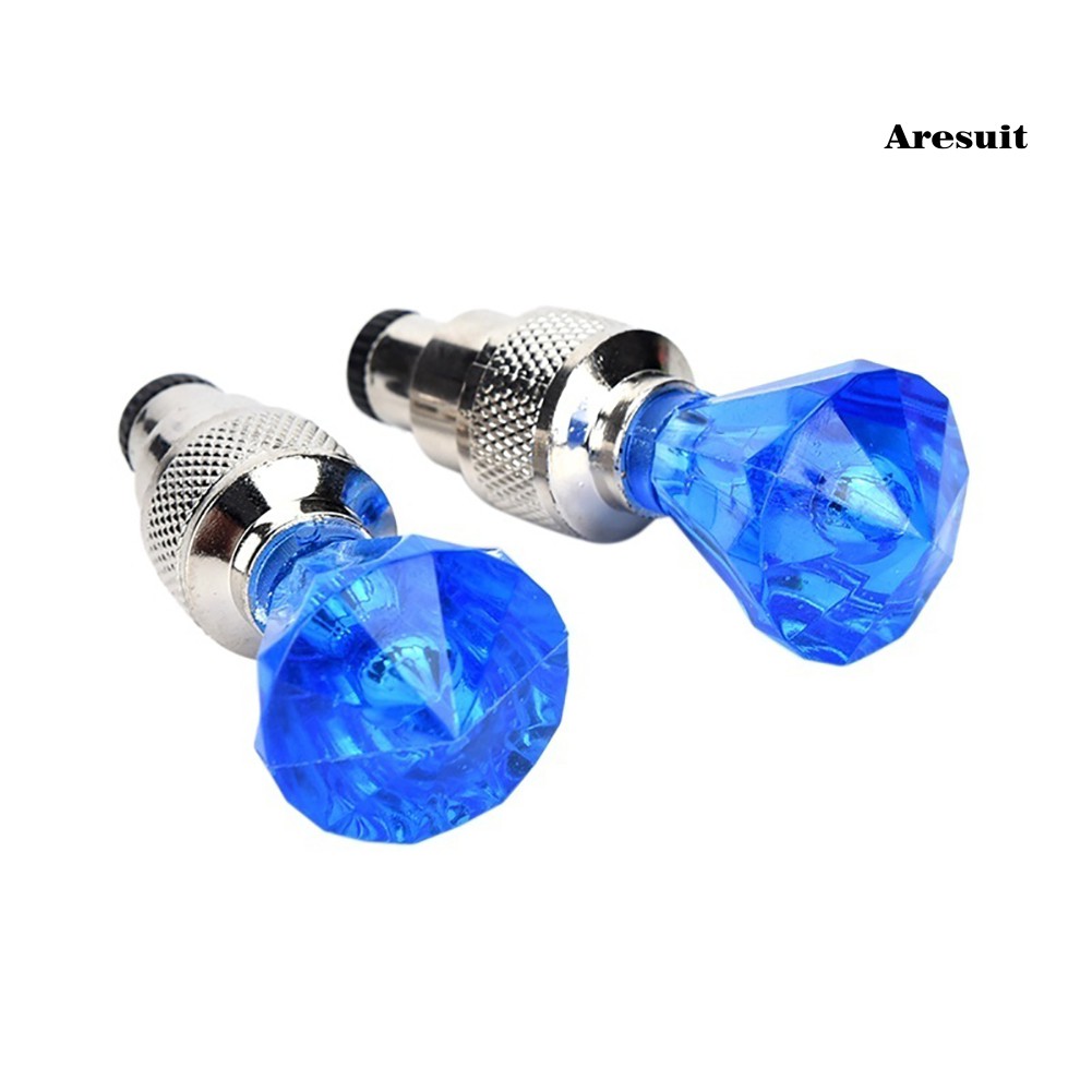 2 Nắp Van Bánh Xe Đạp / Xe Máy / Ô Tô Hình Viên Kim Cương Có Đèn led