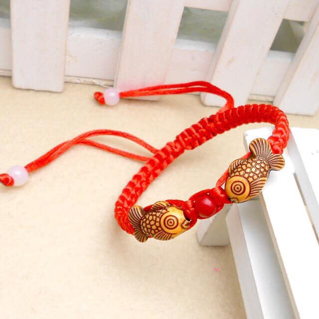 combo 10 vòng tay chỉ đỏ con cá