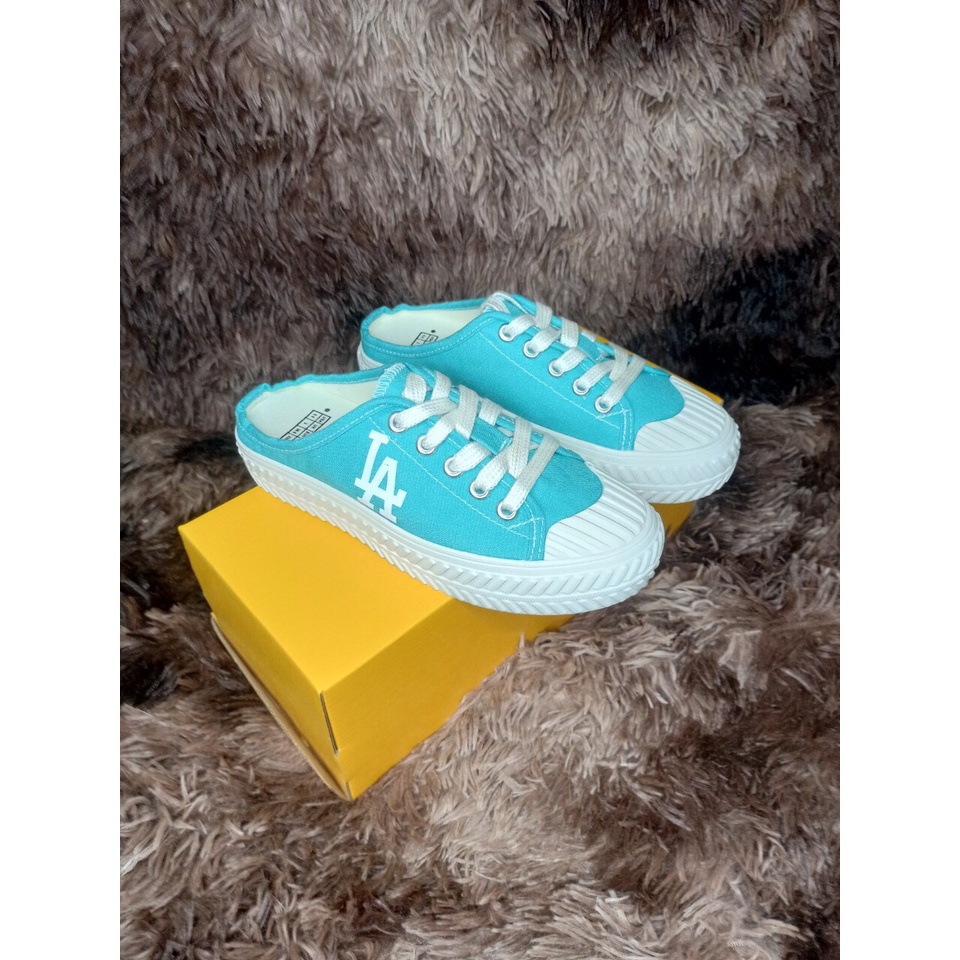 Sục BaTa Thể Thao Nữ 𝐌𝐋𝐁 Ny In chữ LA hàng 11 full box , sục đạp gót cao cấp giá rẻ hót hít | BigBuy360 - bigbuy360.vn