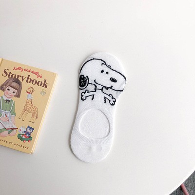 Set 5 đôi vớ họa tiết Snoopy Charlie dễ thương nhiều màu thoải mái cho nữ