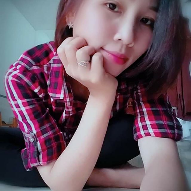 Fbook Yến Lê chuyen hàng sii