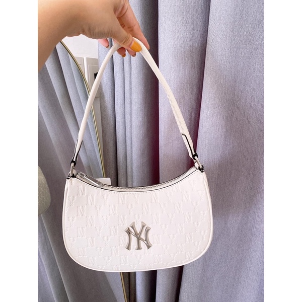 Túi kẹp nách da in chìm MLB NY chính hãng mới 2022