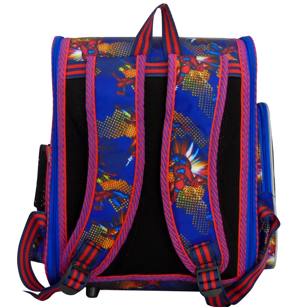 Balo chống gù lưng cho bé trai