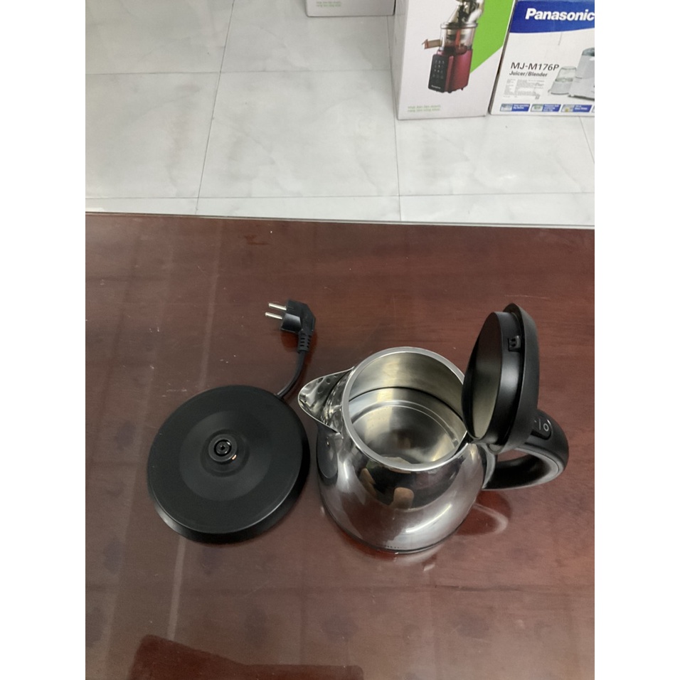 Bình đun siêu tốc Philips 1.2 lít HD9303 - Hàng trưng bày