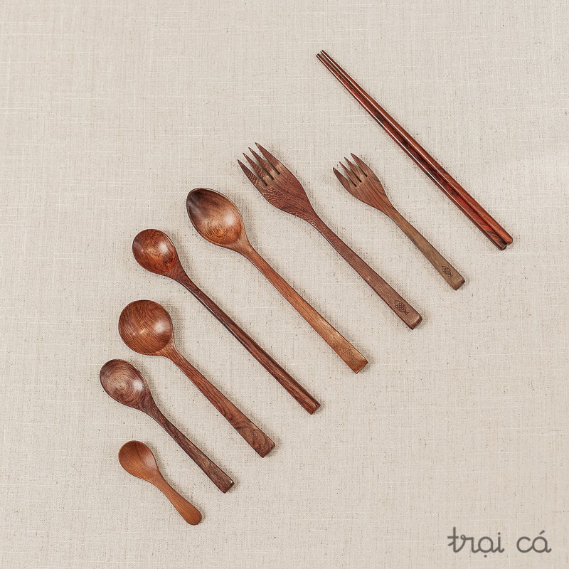 Thìa gỗ oval nhỏ (14cm) gỗ trắc / gỗ beech