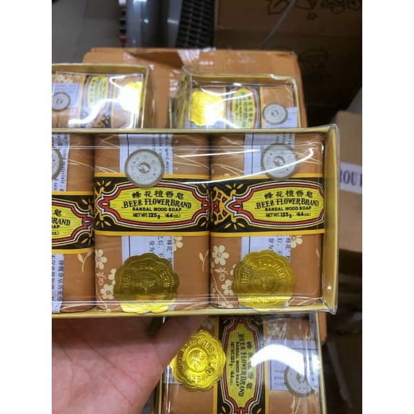 Xà phòng cục gỗ đàn hương nội địa trung 125gr chính hãng BEE &amp; Local FLOWER