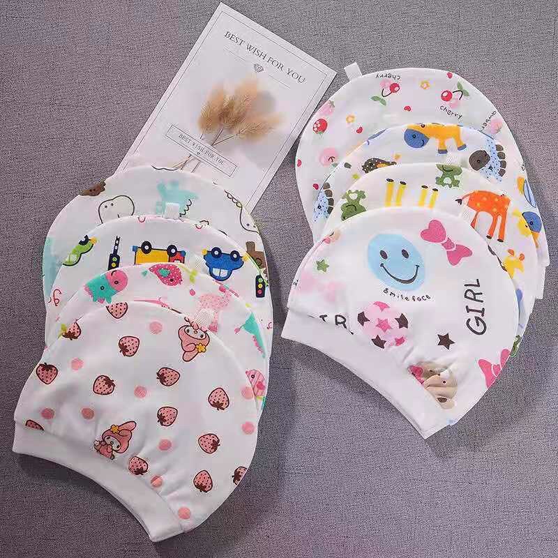 Mũ Sơ Sinh Cho Bé Từ 0 Đến 3 Tháng