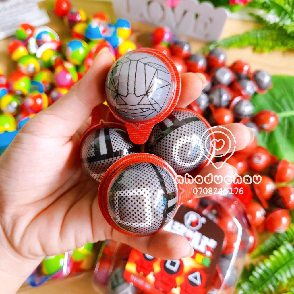 Combo 3 viên kẹo dẻo có nhân syrup trái cây hình Squid Game