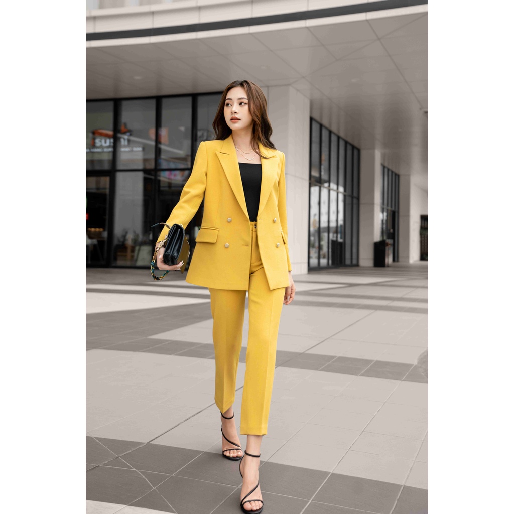 Set áo vest nữ tay dài dáng xuông màu vàng phối quần Lamia Design  LUXE002