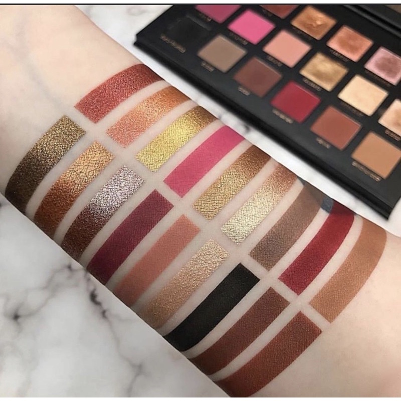 Bảng phấn mắt Huda Beauty Rose Gold remastered