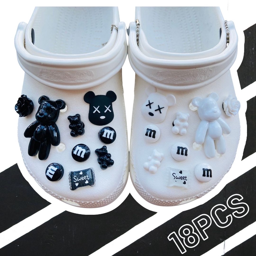 Sticker crocs Shoe Decoration for crocs đế caoBộ 18 Nút Gắn Trang Trí Giày Hình KAWS Độc Đáo#Loạt Đen Trắng