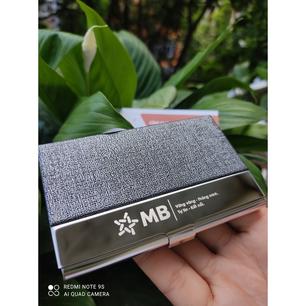 Hộp name card bằng da khắc logo ngân hàng MB đẹp, hộp đựng căn cước ATM khắc tên lấy ngay