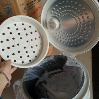 Nồi cơm điện Thái