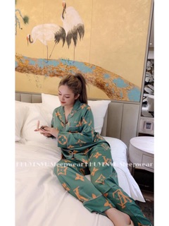 Đồ Bộ Pijiama Lụa Satin Hình LV Tay Dài