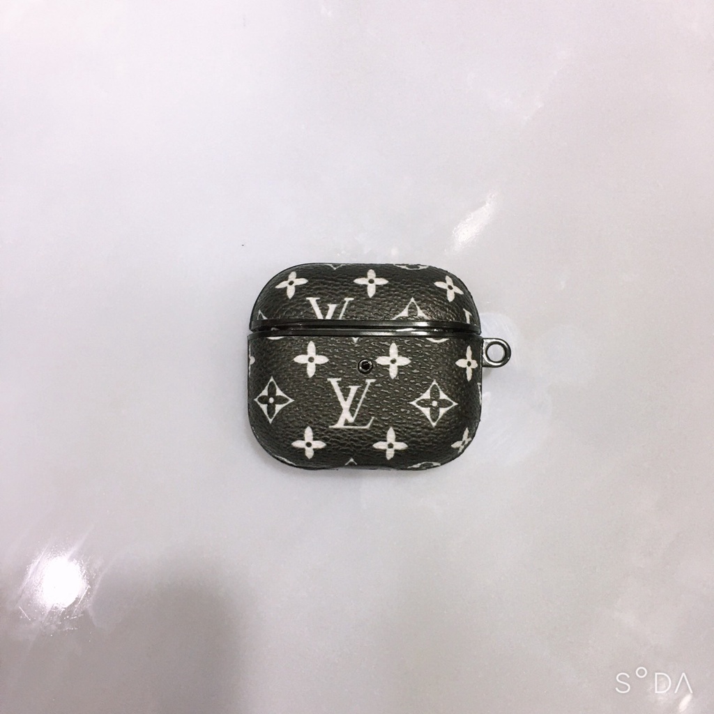 Case AirPods 1/2/ Pro / Airpods 3 Case nhám hiệu sang trọng - Tặng kèm móc khóa inox