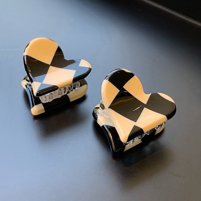 Kẹp tóc càng cua mini họa tiết caro trái tim cho nữ