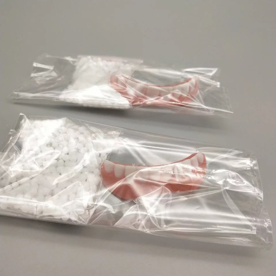 Răng giả hàm trên và dưới bằng silicon mô phỏng làm trắng ngay tức thì kèm phụ kiện