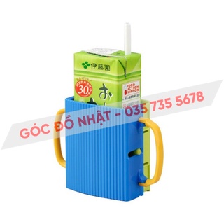 Giá đựng hộp sữa có quai cầm cho bé màu xanh nội địa Nhật Bản